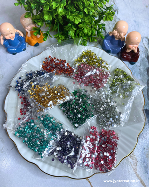 Assorted Round Chaandla Pasting Kundan
