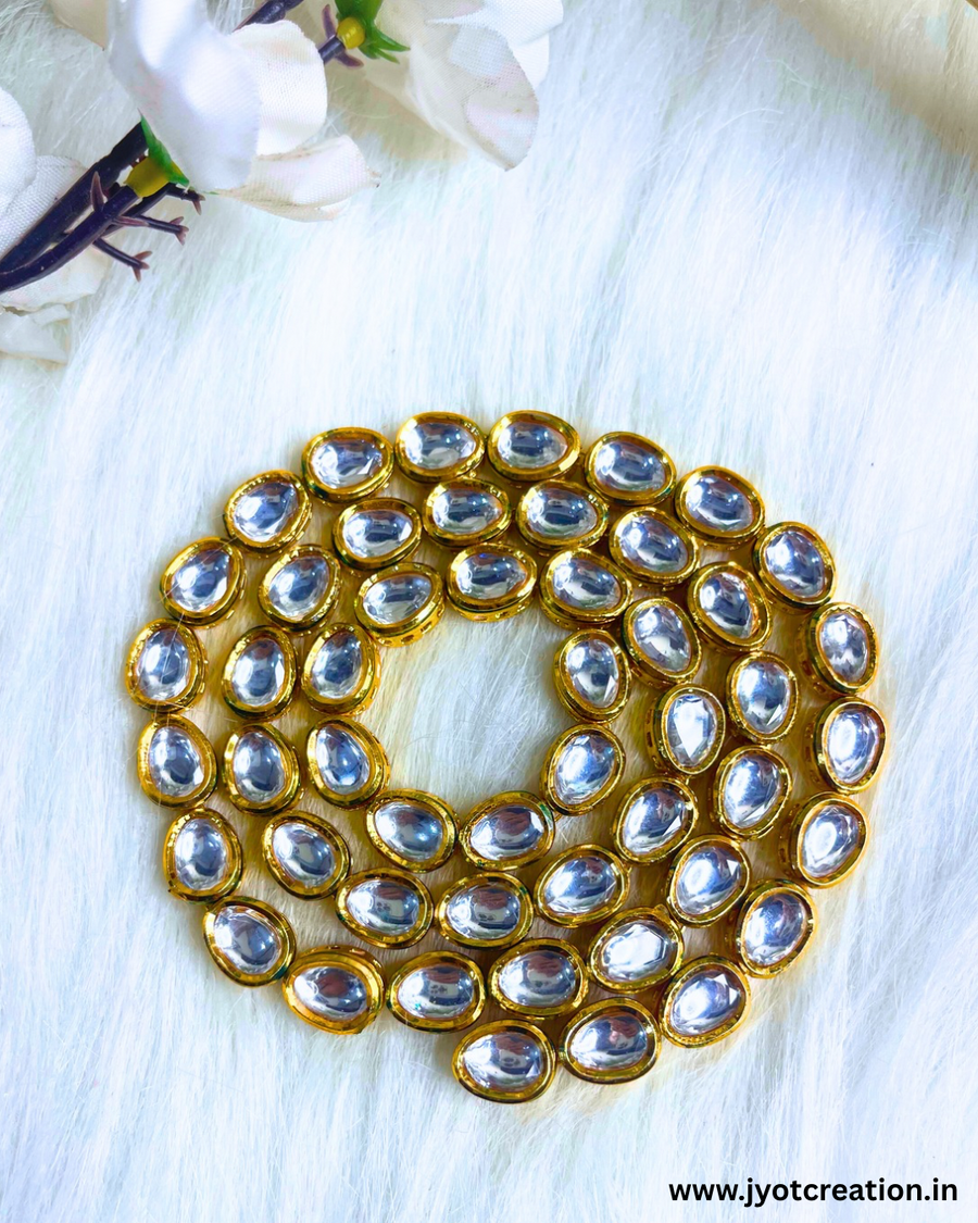 Tilt Oval 50 Pcs Meenakari Kundan