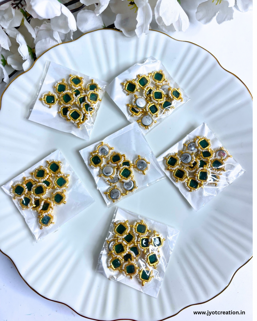 Dark Green Shiny Smooth Surface Square Meena Kundan-4 Pcs